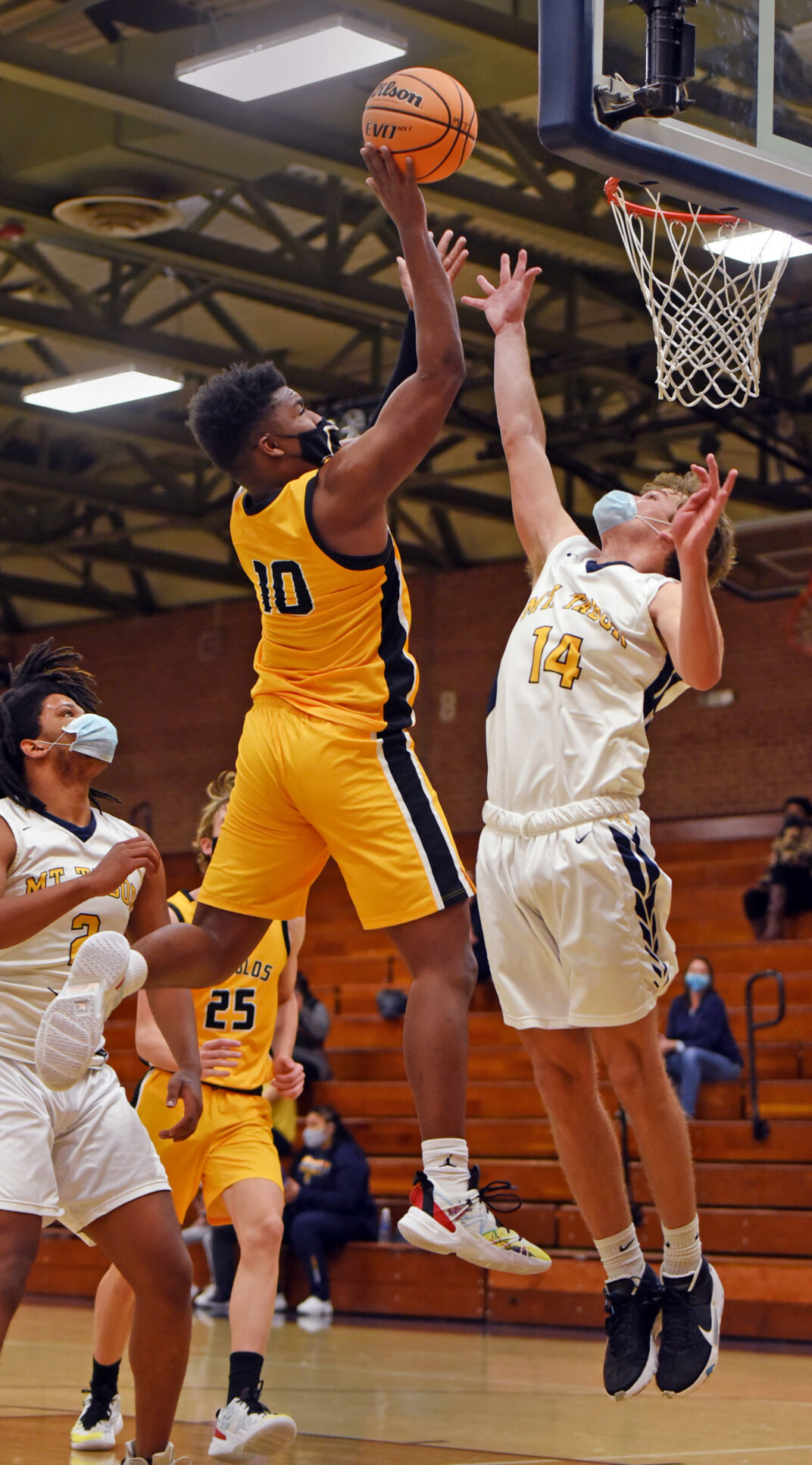 Reynolds Mount Tabor boys basketball